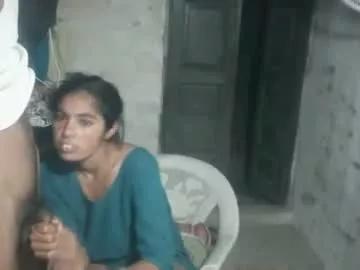 zoyakhan803 on Chaturbate