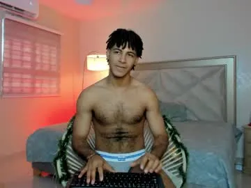 Freechat zyan_moreno on Chaturbate