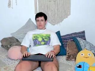 aaron_bain from Flirt4Free