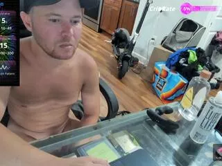 Offline aaron_skye on Flirt4Free