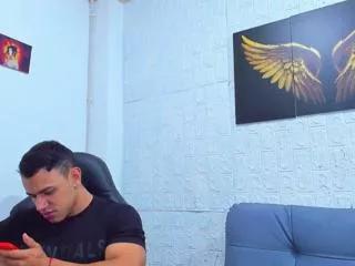 aaron_velour from Flirt4Free