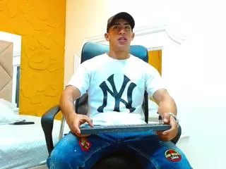 Offline adrian_rae on Flirt4Free