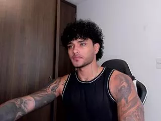 Offline alessandro_vanni on Flirt4Free