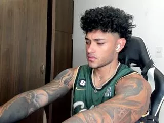 Offline alessandro_vanni on Flirt4Free