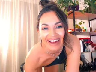 Away alexandra_amore on Flirt4Free