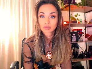 Away alexandra_amore on Flirt4Free