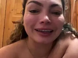 Offline alicia_secret on Flirt4Free