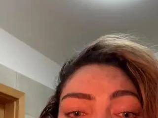 Offline alicia_secret on Flirt4Free