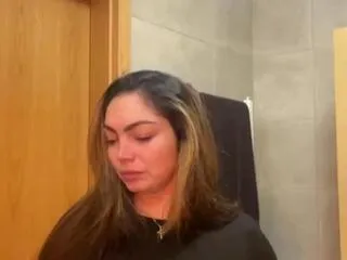 Offline alicia_secret on Flirt4Free