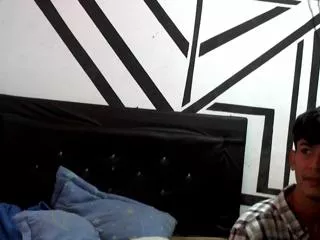 Offline alonso_villaroel on Flirt4Free