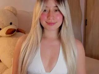 amy_blondes from Flirt4Free is Freechat