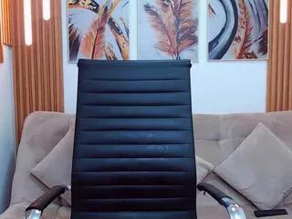 anddy_white from Flirt4Free