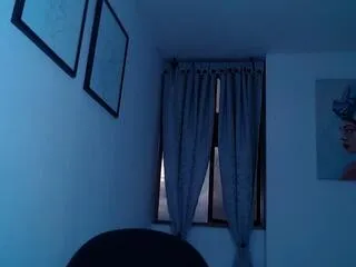 Offline andrew_mathews on Flirt4Free