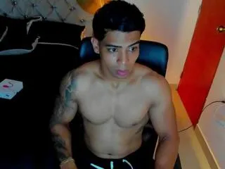 Offline andrew_wolf on Flirt4Free