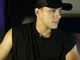 Offline andy_corleone on Flirt4Free