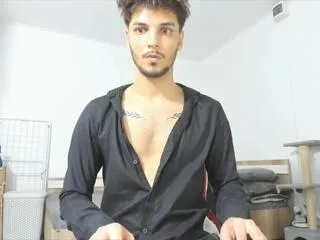 angel_frank on Flirt4Free