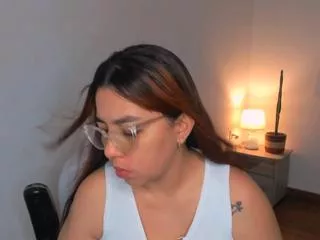 Offline angela_lenox on Flirt4Free