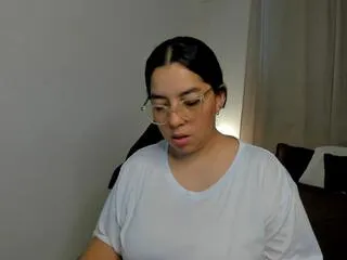 Offline angela_lenox on Flirt4Free