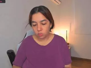 Offline angela_lenox on Flirt4Free