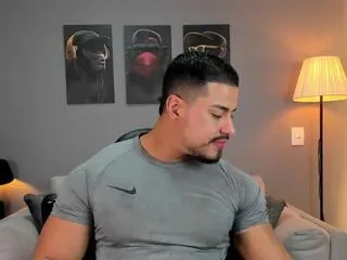 Offline apolo_makris on Flirt4Free