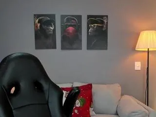 Offline apolo_makris on Flirt4Free