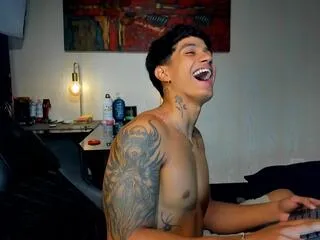 Offline aress_damon on Flirt4Free