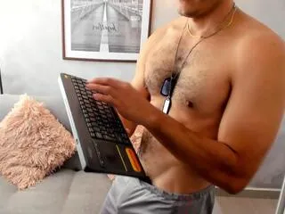 Offline aron_wolff on Flirt4Free