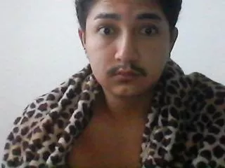 Offline axel_russo on Flirt4Free