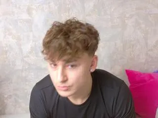 Offline ben_lambert on Flirt4Free