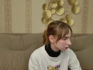 Freechat beverly_gomes on Flirt4Free