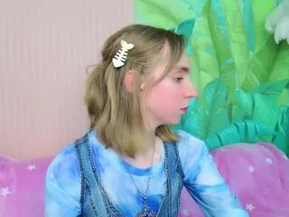 Freechat beverly_gomes on Flirt4Free