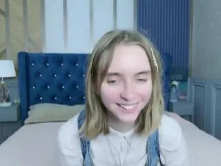 Freechat beverly_gomes on Flirt4Free