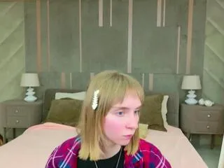 Freechat beverly_gomes on Flirt4Free