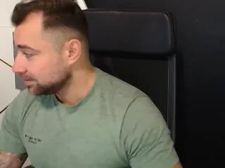 Offline big_zacky on Flirt4Free