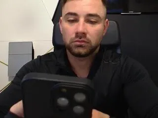 Offline big_zacky on Flirt4Free