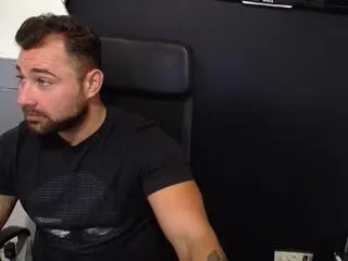 Offline big_zacky on Flirt4Free