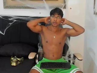 Offline cassian_gold on Flirt4Free