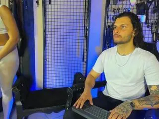 Freechat clio_tadeo on Flirt4Free