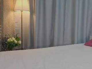 Freechat cristie_trinity on Flirt4Free