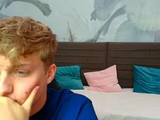 Offline curt_keller on Flirt4Free