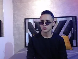 danny_milleer — Freechat on Flirt4Free