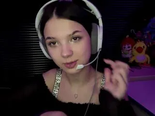 Offline debera_asfour on Flirt4Free