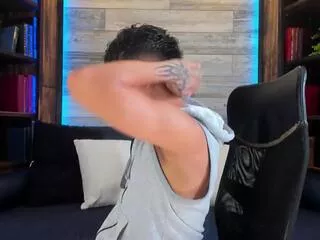 Offline donovan_desmond on Flirt4Free