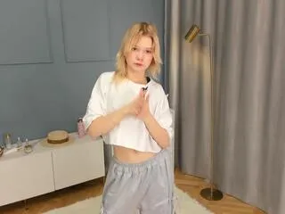 Offline dusti_gederman on Flirt4Free