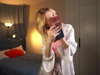 Offline dusti_gederman on Flirt4Free