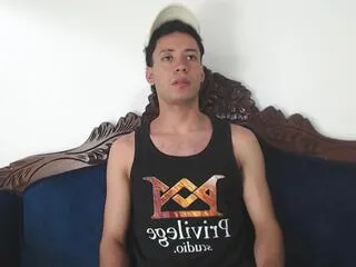 Offline dylan_athens on Flirt4Free