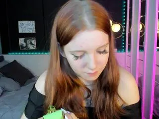 Offline elwyna_cornett on Flirt4Free