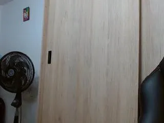 Freechat ethan_g on Flirt4Free