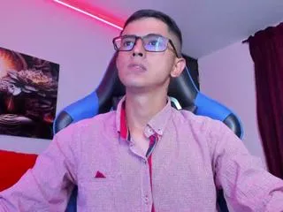 Offline ethan_sai on Flirt4Free