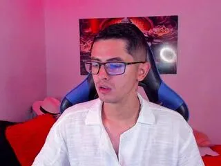 Offline ethan_sai on Flirt4Free